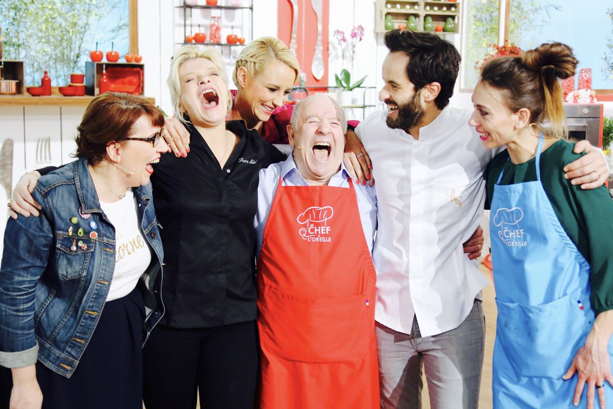 Elodiegossuin's tweet photo. Merci de nous avoir suivis dans cette délicieuse aventure #UnChefalOreille . Vous êtes des petites pieuvres d'amour, les meilleures 🙏🏻❤ https://t.co/dSv0H83ClT