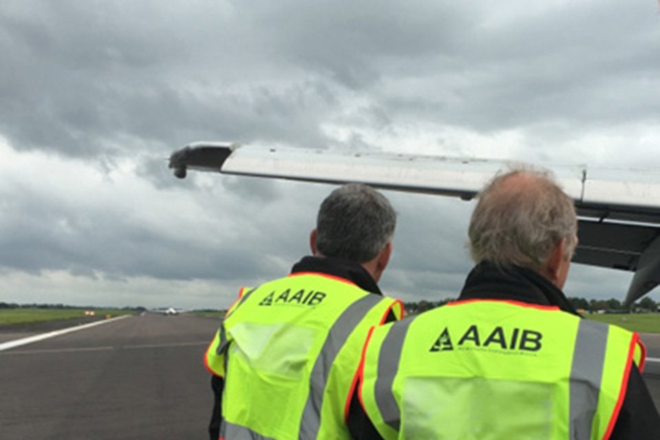 aaibgovuk's tweet photo. The AAIB is recruiting experienced pilots for Inspector of Air Accidents vacancies https://t.co/cEEhG2kR4N https://t.co/UFjuDaxDxX