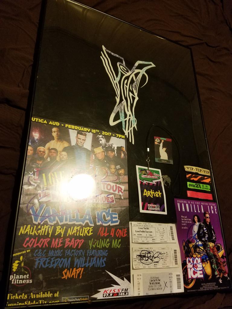 KyleCaine's tweet photo. Framed some @vanillaice memorabilia to put in the man cave! Ended up going w the record setup! #SupportYourFavoriteRapper #Word2YourMutha ๐๐ https://t.co/6eEG2bTQoZ