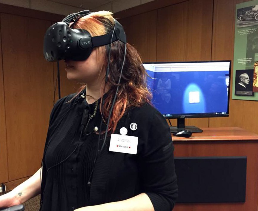 SDMA's tweet photo. Today the SDMA team explored the galleries w/ #VirtualReality! @YourGuruApp fusing art + technology for the SDMA app. #musetech #SDMAapp https://t.co/qwFWOQIgla