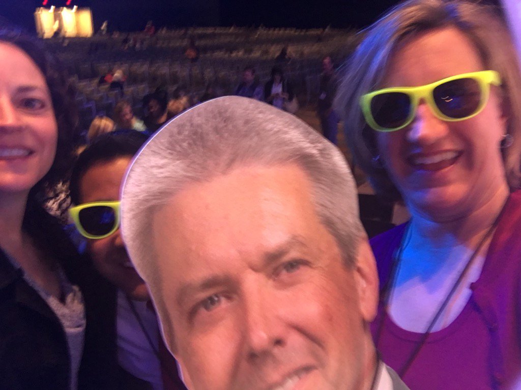 rbernack's tweet image. #selfieswithbob #hpmbob #hpm17