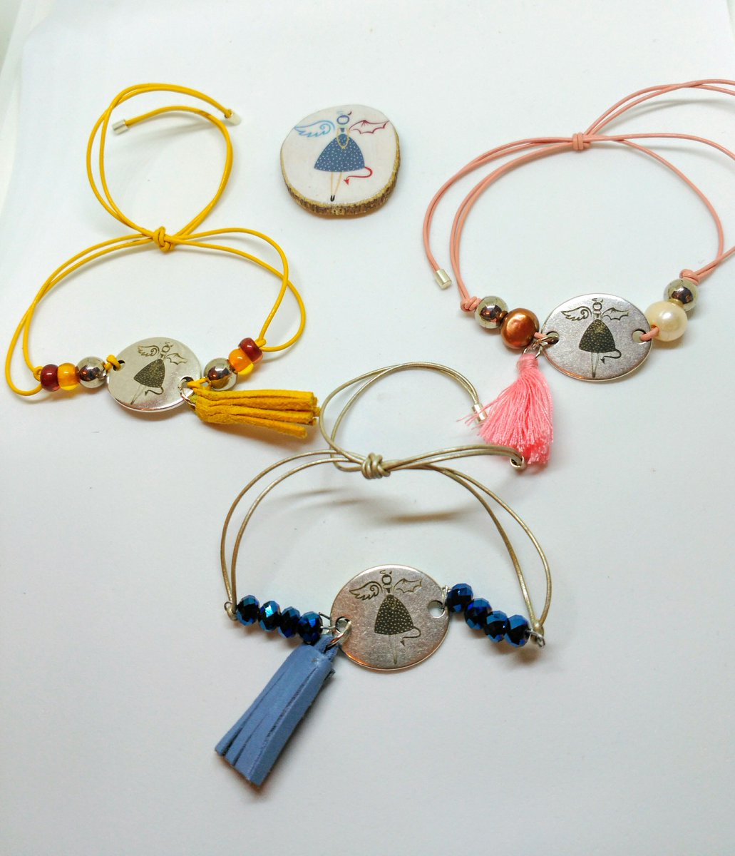 Nuevas pulseritas Handmade, ideales en cualquier color,.. #moda #malaga #fashion #handmade #blog #blogger #Accesorios