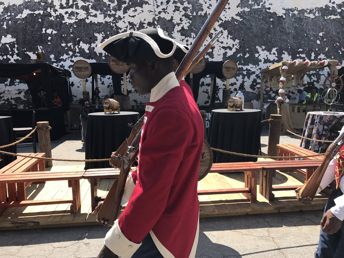RumBahamas's tweet photo. Day 1 of Festival RumBahamas is here and people are already starting to make their way in. Be sure to grab your tickets! #rumbahamas https://t.co/NKPJwnfUgT