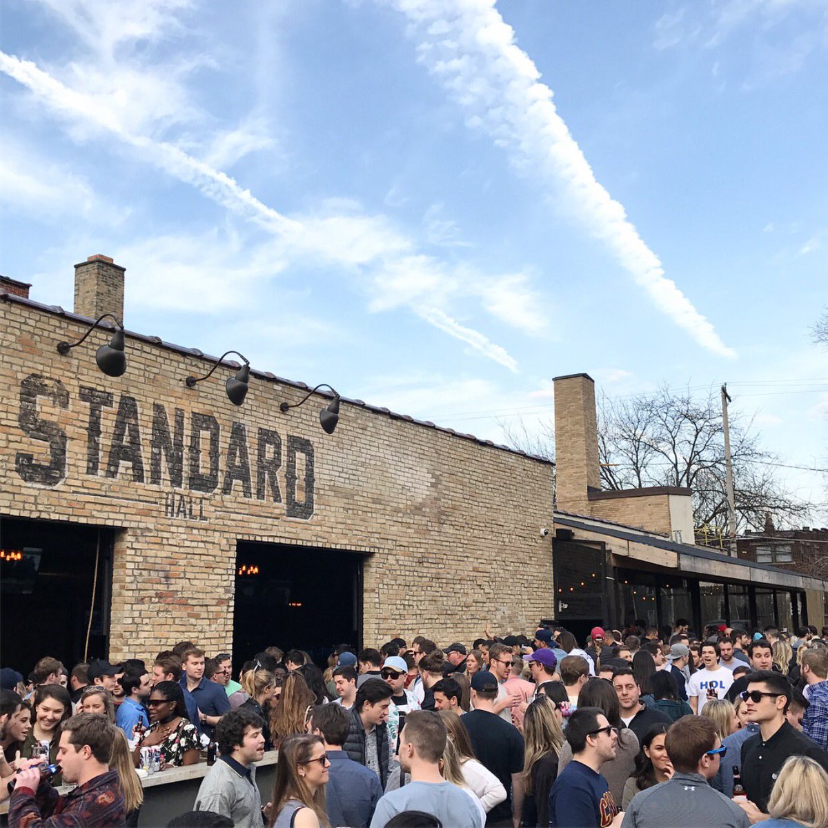 StandardHall614's tweet photo. WEEKEND UPDATE: it's a perfect day in Columbus, patio is open, coats optional https://t.co/V5TYYPTQK0