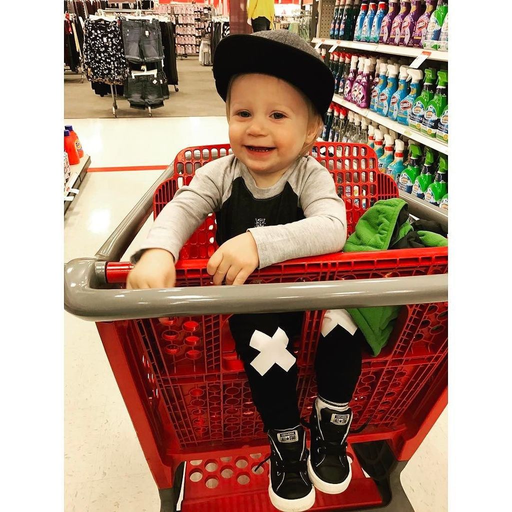Lisa_Seaton's tweet photo. 😍 #welovetarget
#nashseaton https://t.co/pHg7U5MBx2