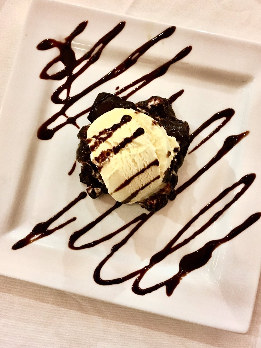 Matteosindy's tweet image. Join us: MatteosIndy.com
#Desserts @nytfood @NatGeoFood  #VisitIndiana #VisitHamiltonCounty