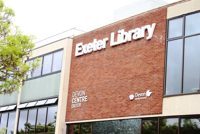 Philip Ardagh tweet media