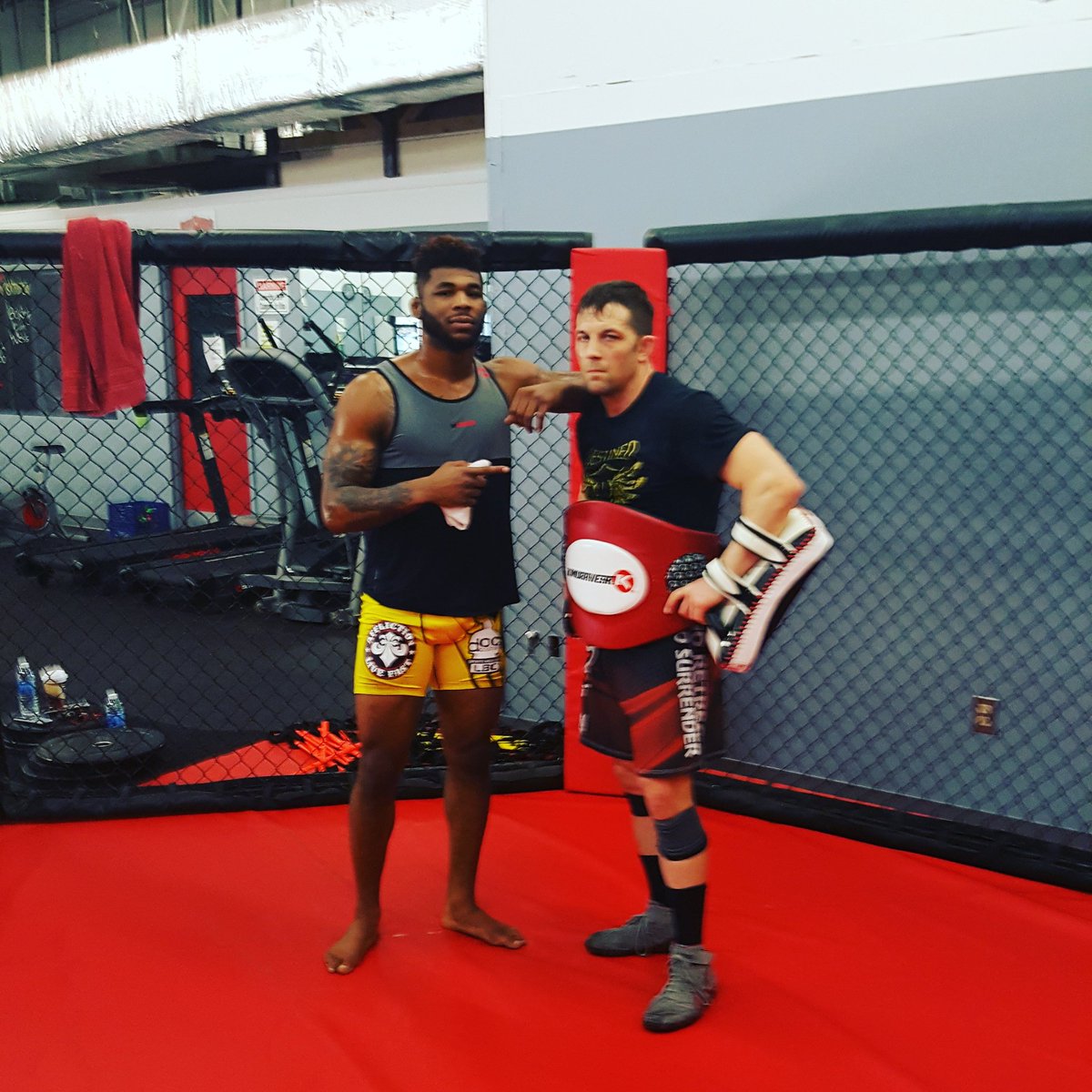 ACFT_TheAnvil's tweet photo. Great training team blackice!#blacklce #bellatoremma #acftfightteam #instigatorAthletics https://t.co/JpyDkgVREC https://t.co/969fGB1T5l