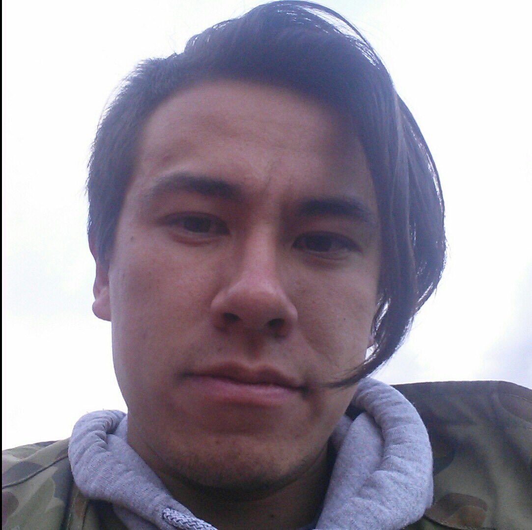 themaskfps's tweet photo. #markiplier I found your long lost brother. @markiplier https://t.co/H9t7jVDDTg