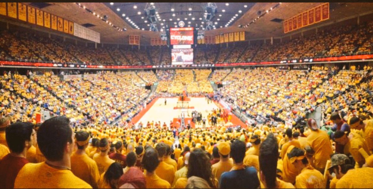 IowaChill's tweet photo. Considering both venue's atmospheres during their prime, which one takes the 🎂? 

RT- Hilton Coliseum 

or

Fav- Carver Hawkeye https://t.co/TyaBAGKLMI