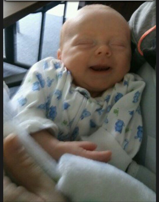 PenThief8's tweet photo. My son ALL SMILES(despite who's POTUS)  #Kieran #MySonIsAdorable #MySonIsCuterThanYours #ProudPoppa #GoodGenes https://t.co/VgjmK532M8