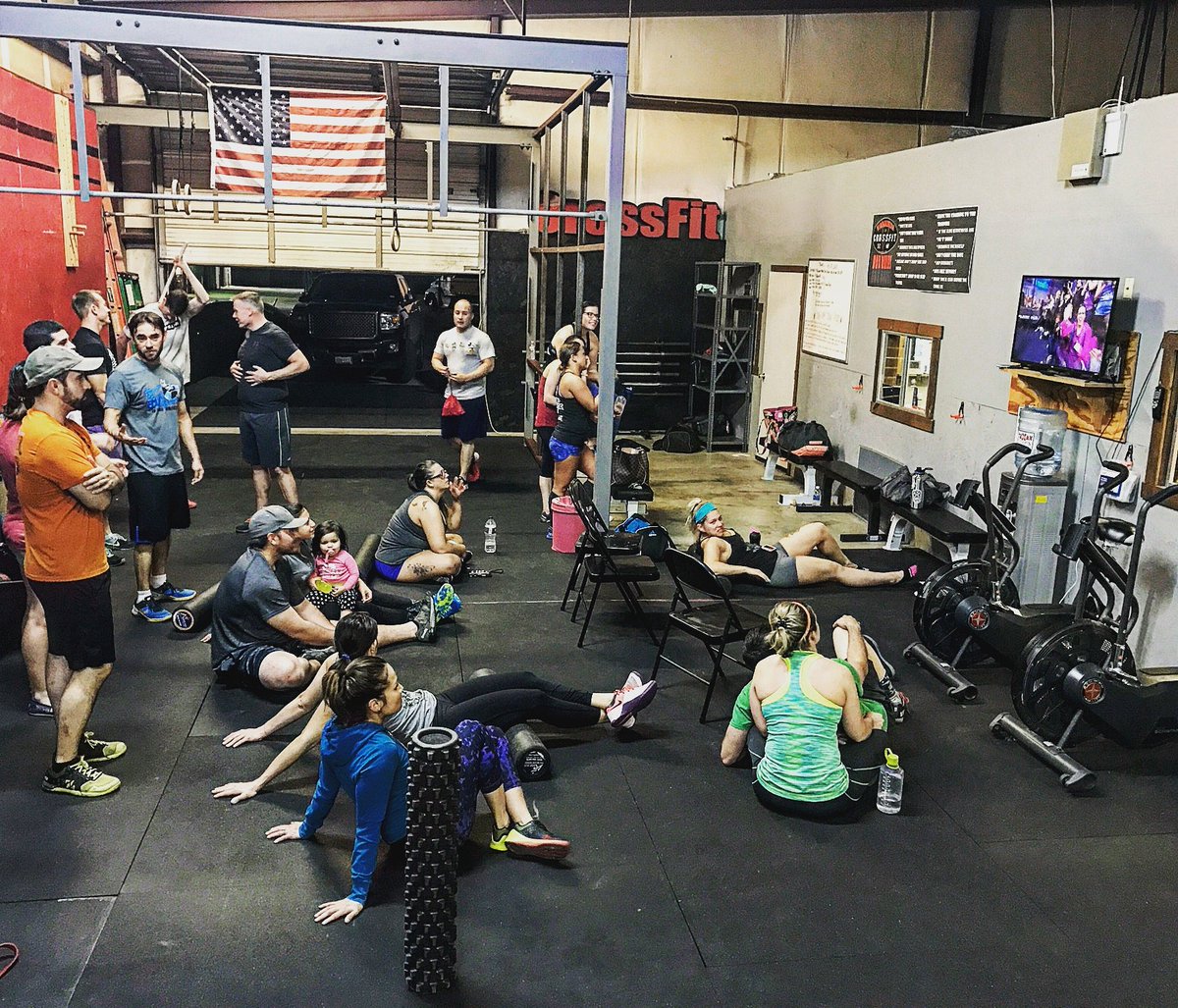 VanadiumCF23's tweet photo. Good luck this athletes! First Opens WOD consists of lots of snatches &amp; burpee box jumps. Push yourselves! This is for you. 
#InTheOpens https://t.co/U17PhkUBpc