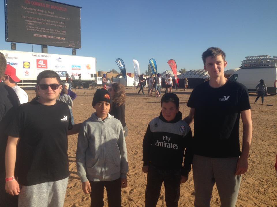 tendancesvdo's tweet photo. Les fournitures du #cdvo #valdoise ont été remises aux enfants. L'équipage2088 est arrivé à #Marrakech. Le raid est fini. @Saint_Leu_Foret https://t.co/tsPqXJVXsv