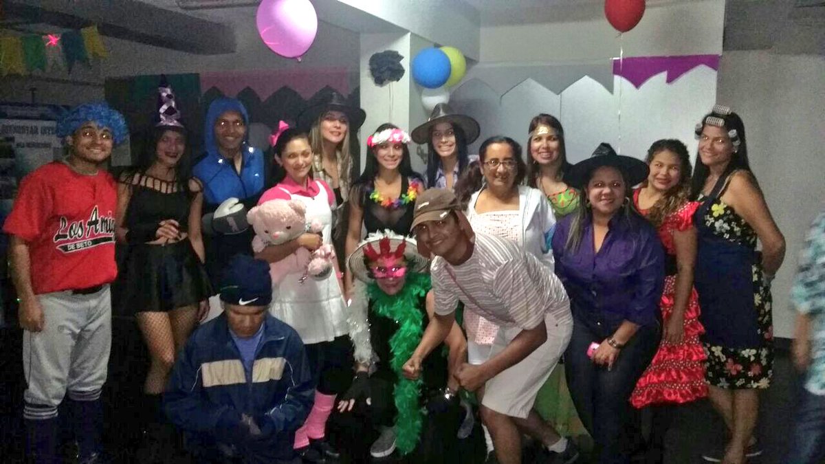 ivssmcbo's tweet photo. Cierre de semana aniversaria de la Sala de Bienestar Integral #GenteIvss #CarnavalesIvss https://t.co/65NeLNtYUf