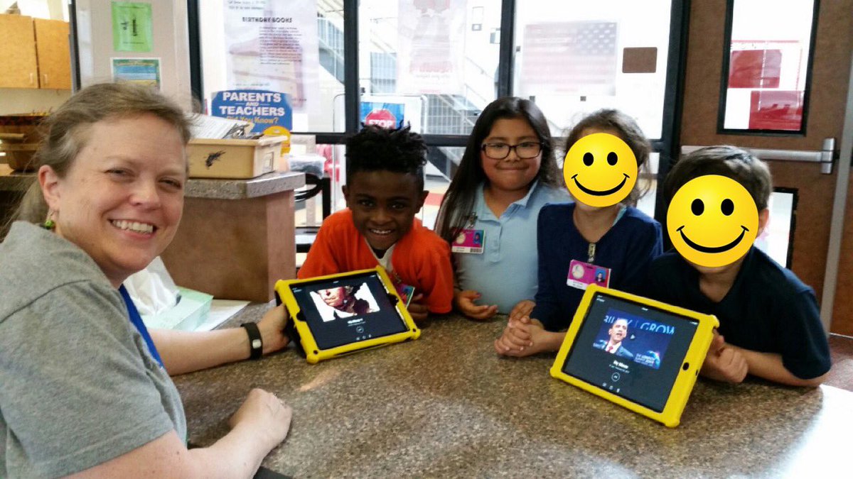 HolmquistES's tweet photo. Students from @Sgmitha showing off their iMovies #hmq2nd #HMQDigitalLearning https://t.co/zcVN3xtDNG