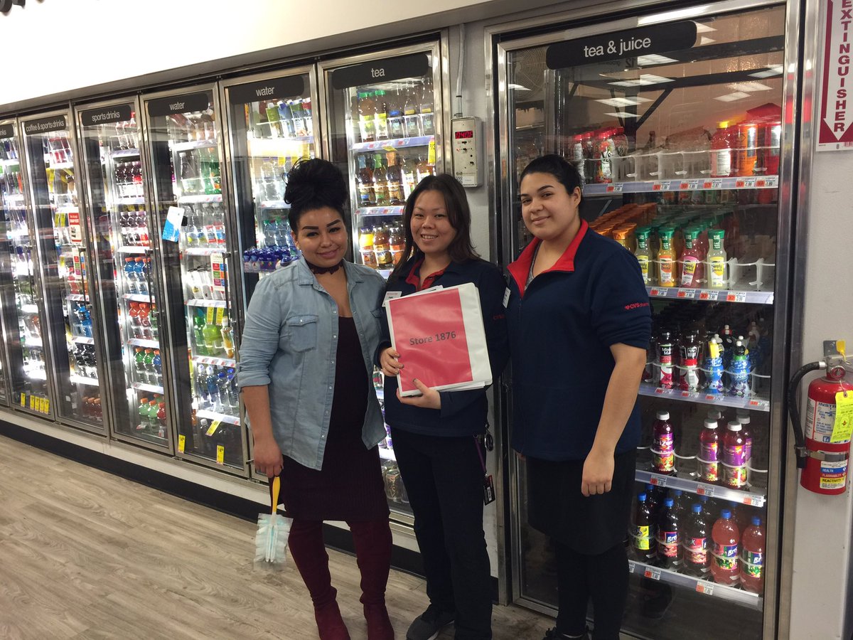 robin5norman's tweet photo. Angela and team #1876 finishing up afternoon huddle....over target ytd in service!!!!! @JohnSkinnerCVS https://t.co/Ht78KWoNRb