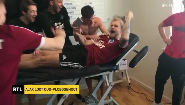 Video: Ajax loot Boilesen, Mourinho eert Ranieri, nieuwe wagens Ferrari en McLaren, op barricade tegen het asfalt. rtlnieuws.nl/nieuws/laatste…