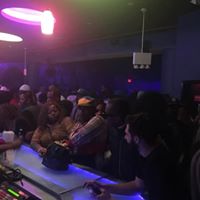 ClubEmpire103's tweet photo. #fullhouse https://t.co/vy3TFdeBwP