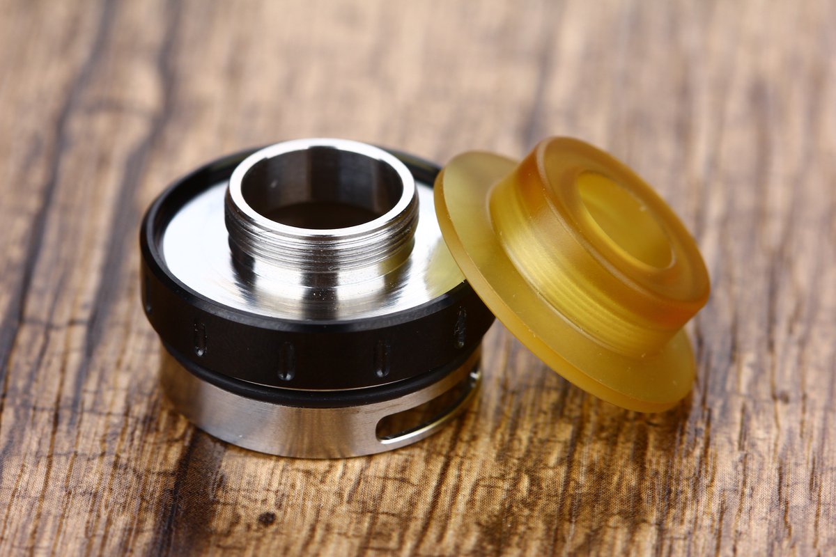 HeavenGiftsCom's tweet photo. This gorgeousity is the Medusa RDTA. Well, it is actually a dripper but with 3 ml capacity! Find out more at https://t.co/355fFtV1P0 💨 #vape https://t.co/J41mKwFnAh