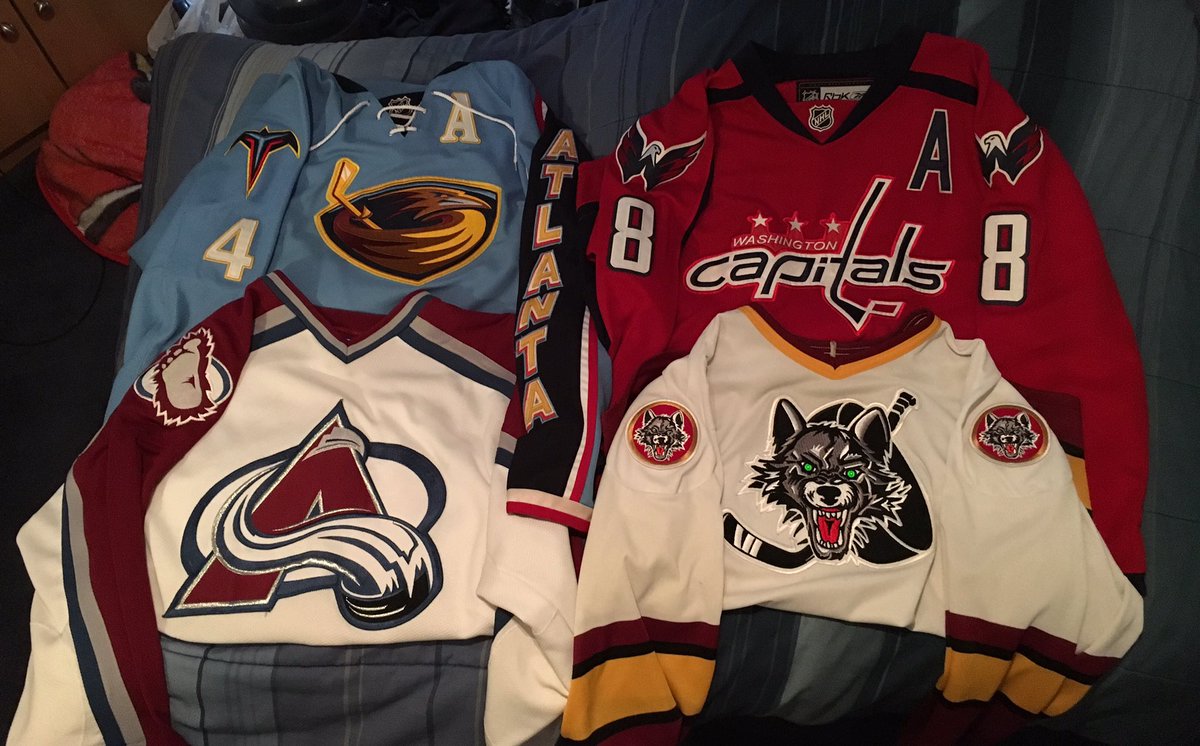 Rabies93's tweet image. My jerseys! #HockeyJerseyDay #NHLJets #Pavelec #LAKings #Blackhawks #Chelios #Kaner #Avalanche #Thrashers #Capitals #Ovie #Wolves