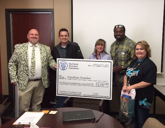ConradMarcie's tweet photo. Thank you @NorthwestEF and @CoServ for funding my grant! We will be taking VR field trips all over the world now!
#jctexperience #nisdgtย ๐๐ https://t.co/5VxYbQC07W