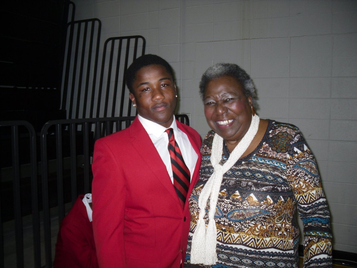 Drucker_FCCLA's tweet photo. Cyber Seniors receive recognition at Wenonah High School Unity Breakfast from FCCLA Chapter. https://t.co/RB6ESI930t
