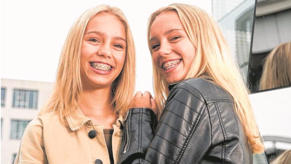 She have a cool Style !!!!!!! 🌸💓@lisaandlena #LeLi #dreamitanddoit