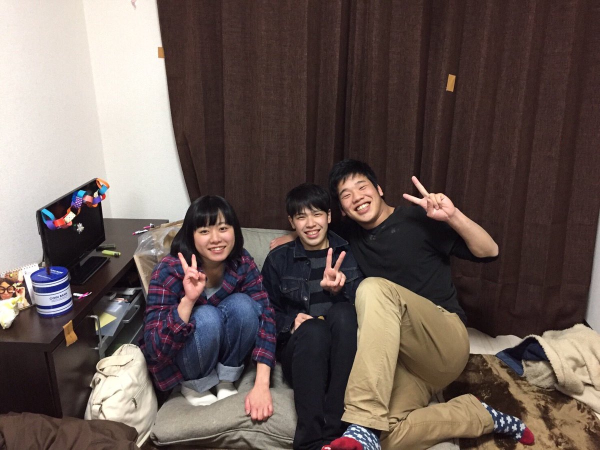 o_iokane's tweet photo. いや〜今日も相変わらず楽しかった😊
腹抱えて笑いました。
こんなことできるのももう無いんだなって思うと悲しいです。😭😭
あの時じゃんじゃん亭に誘ってもらったことほんとに感謝感謝で溢れるほど感謝してます。🙇
あなた方の支えがあったからこそ1年間学校生活送ってこれました！！👌 https://t.co/5NbKC47yS1
