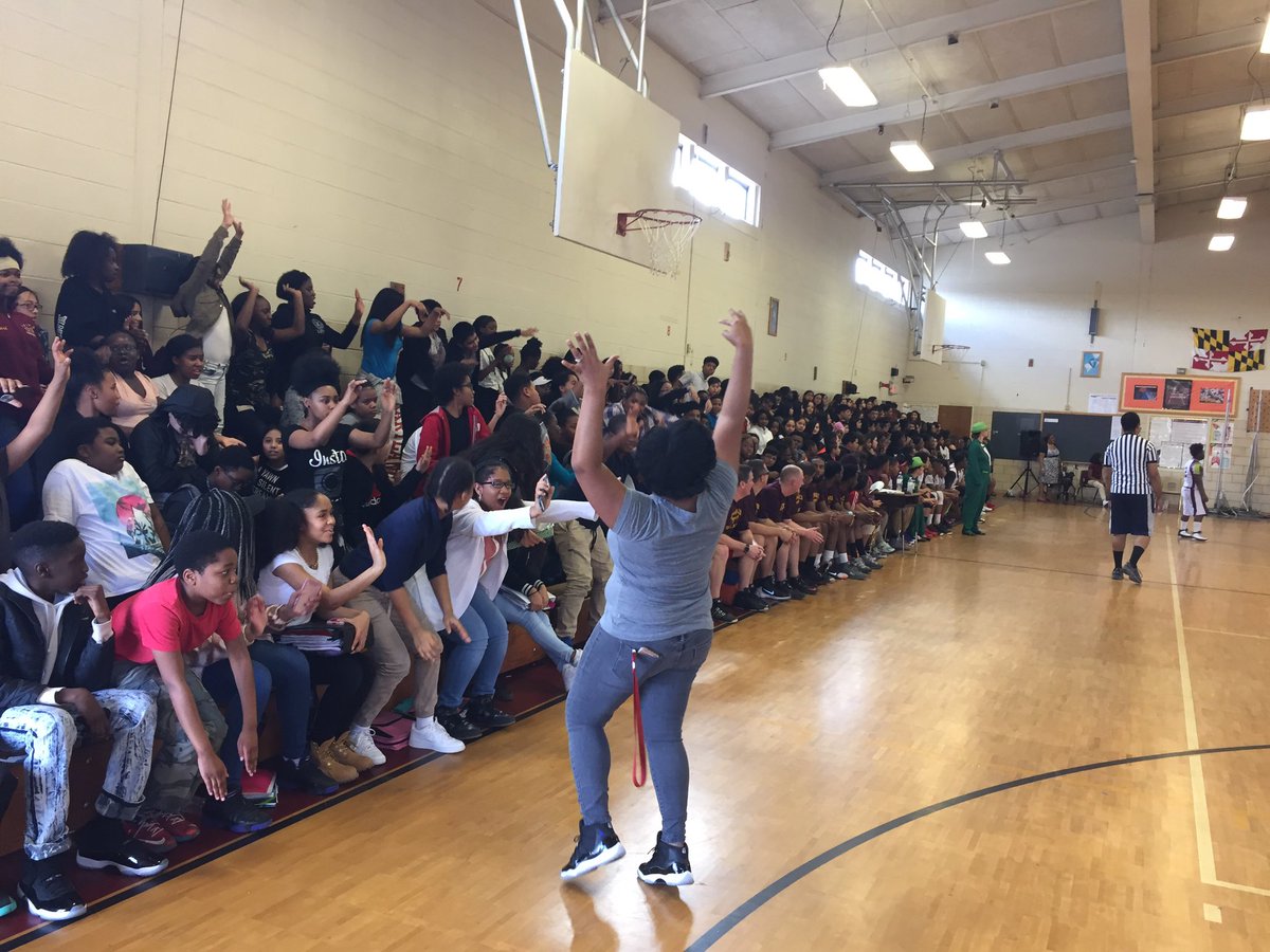 DDEMSEagles's tweet photo. Final 56-35. Sorry kids! Better luck next time. Teacher streak unbroken. Plus over $400 for #hoops4heart Thanks @DDEMSEagles #ikeallin https://t.co/uhpiJveZiV