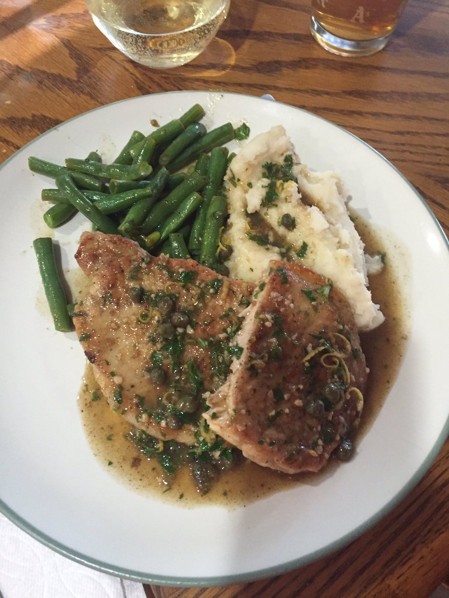 Mike31bellBell's tweet photo. @GordonRamsay Pork cutlet piccata! Yay or nay? https://t.co/GbDF1BjecU