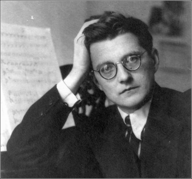 VTBands's tweet photo. Dmitry Shostakovich was a perfectionist in music and in his personal life: he synchronized the clocks in his apartment. #VTWE #TradingFours https://t.co/LqR6nyWUHl