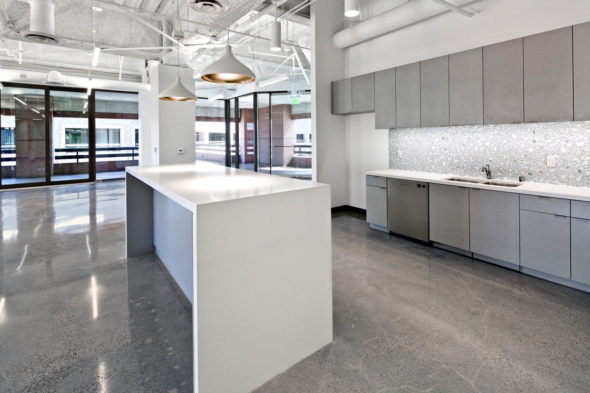 OneWTCLB tweet media