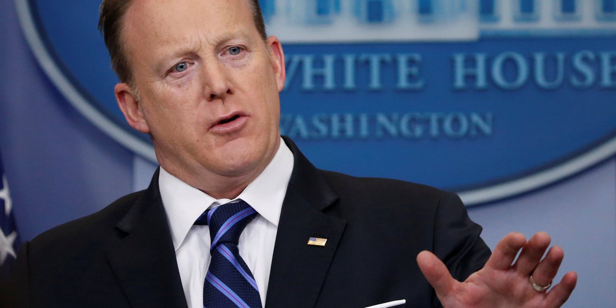 HuffPost's tweet photo. Trump White House bars news organizations from press briefing https://t.co/GILZw259iQ https://t.co/D3ftHhgMxi
