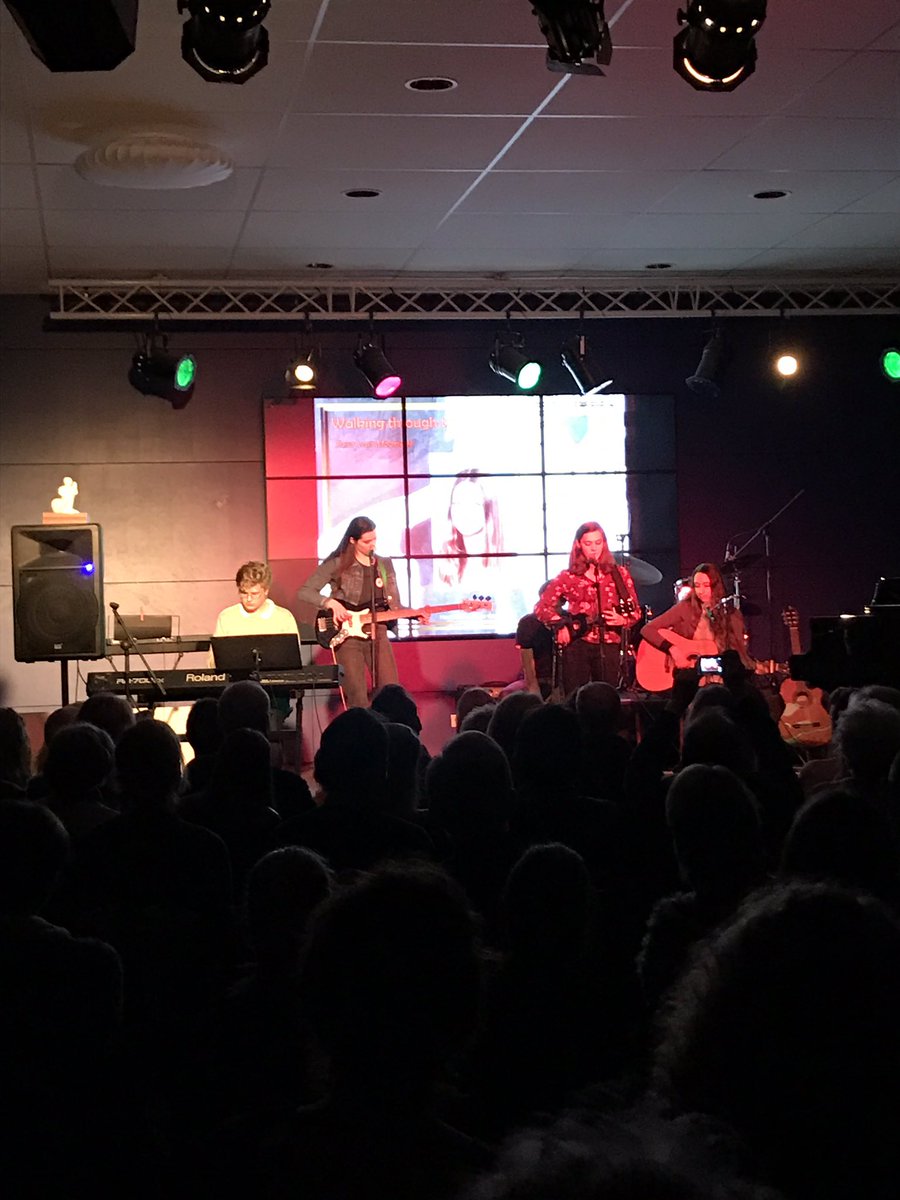 Een avond bomvol talent, prachtige liedjes en verrassende arrangementen <a href="/havondda/">Notre Dame des Anges</a>! De jury heeft het zwaar dit jaar. #castlelanerock