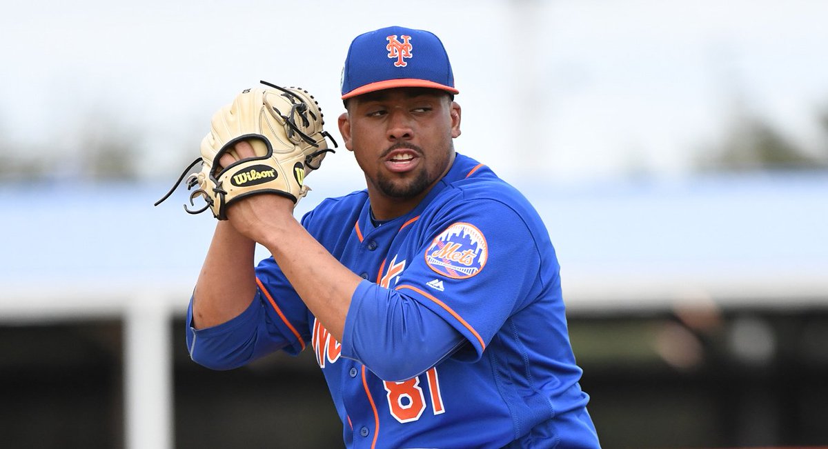 Corey Taylor shuts down Boston in the 8th.   On to the 9th, 3-2 #Mets. https://t.co/IgSKIYt2iF