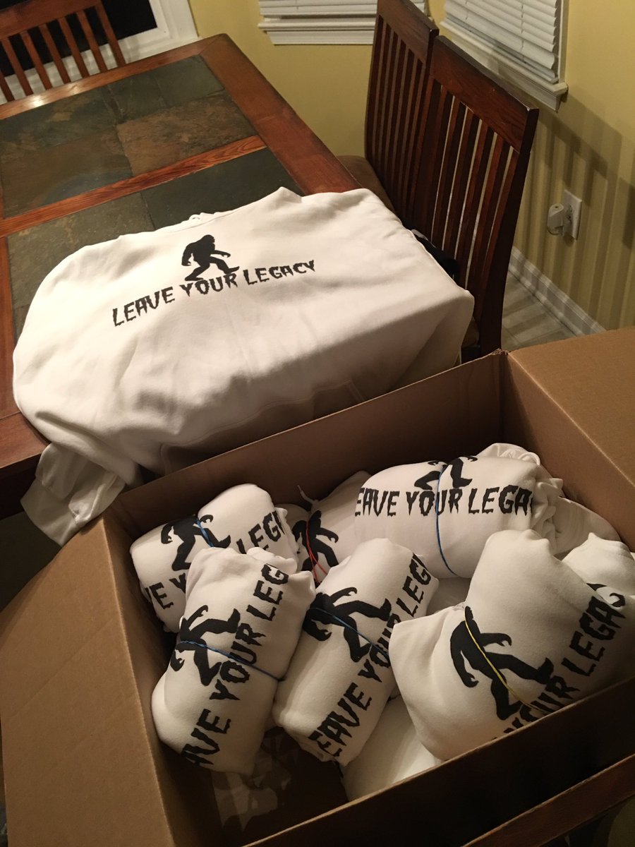 YETIZ_promotion's tweet image. Hoodies:$30 S-2XL⚪️