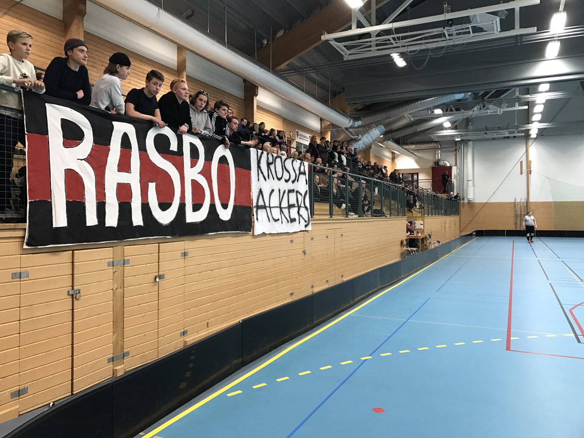 Rasboklacken har långt hem