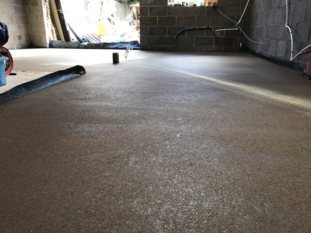 PlastererMark's tweet image. Fridays floor screed installation with the awesome guys @skyroofsco .