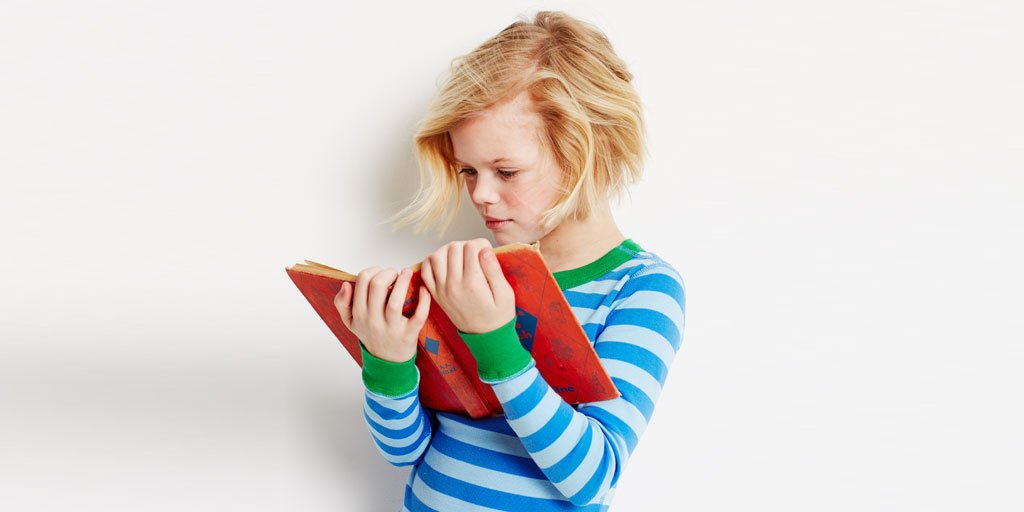 Bring the kids in at 11am (this Saturday) for storytime at <a href="/happyhannas/">Hanna Andersson</a>! RSVP on Facebook: spr.ly/60148pF70