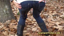 havepeecom's tweet photo. Antonia &amp; Sara 2 https://t.co/ZN69sVww66 #pee #omorashi #desperation https://t.co/HcRIAwqFm2