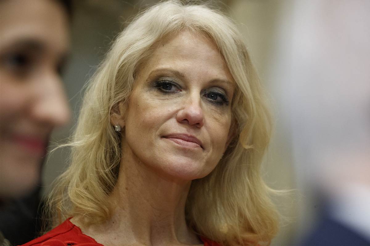 MSNOWNews's tweet photo. Meriam-Webster offers Kellyanne Conway a lesson in 'feminism' https://t.co/m7PqC97jEl https://t.co/CsSWXd185M