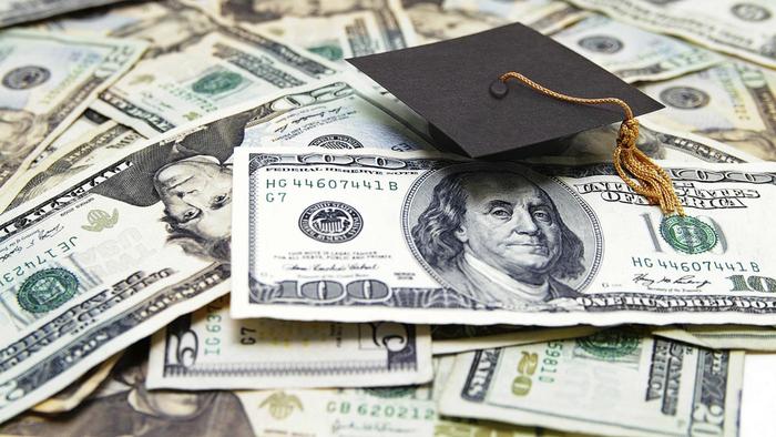 USF_SASSdept's tweet photo. Students MUST complete FAFSA by the 3/10/17 in order to be considered for Indiana state and University funding. Go Financial Aid and Do It!! https://t.co/VLTsNZgbrI