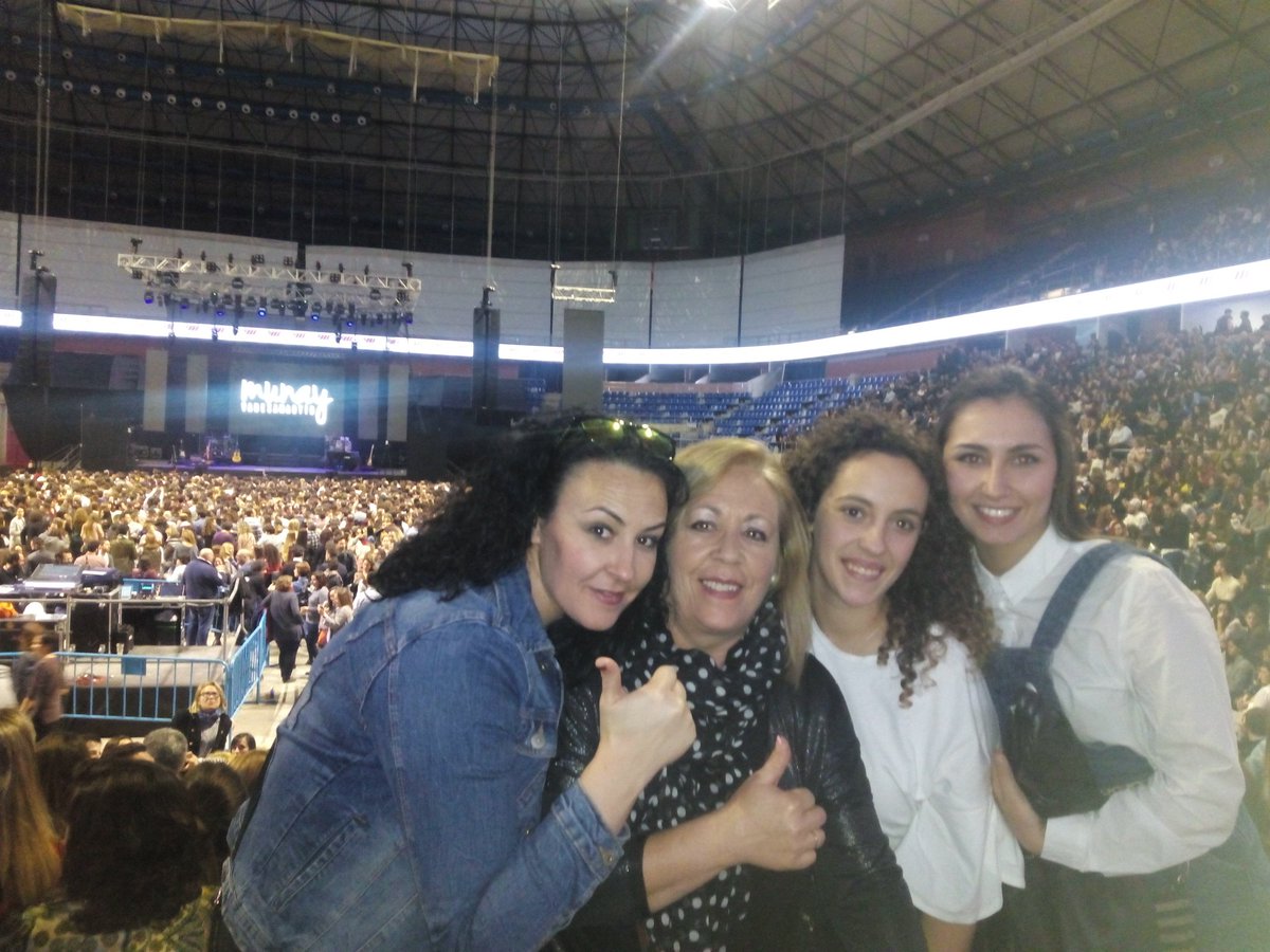mlunar80's tweet photo. #MunayMalaga https://t.co/Shg7e2HZZp