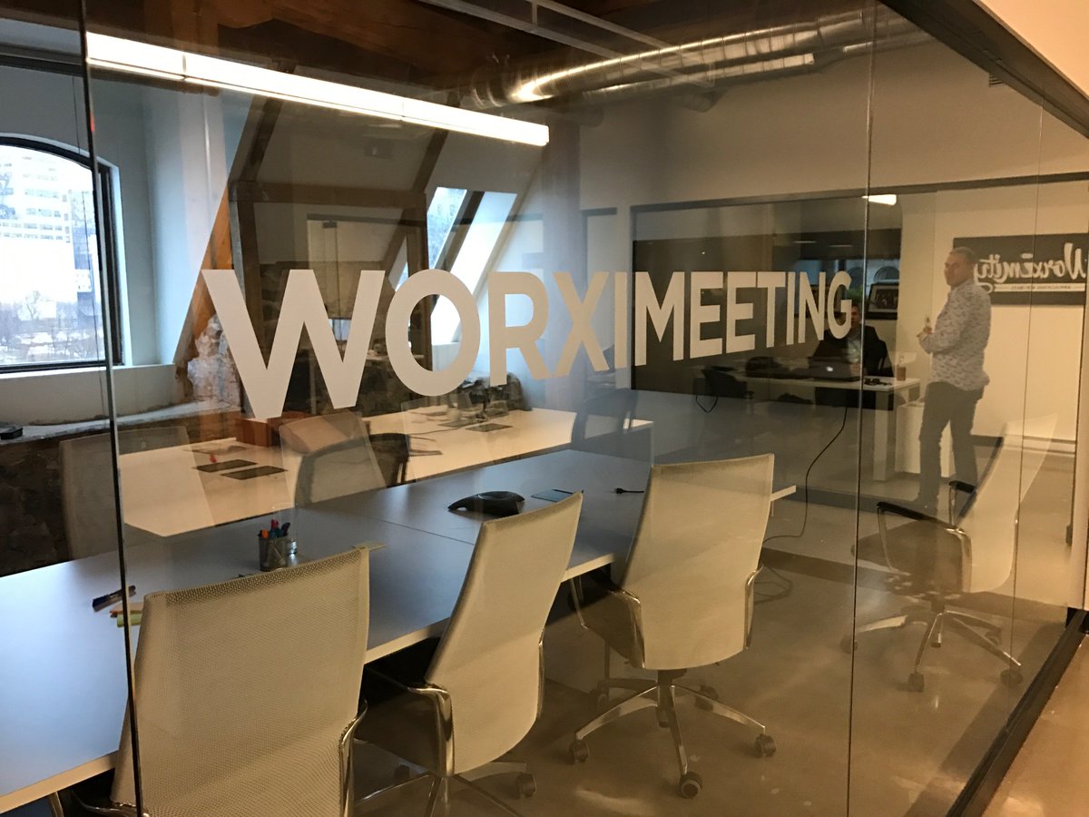 Worximity's tweet photo. Signalétique installée dans notre superbe bureau #wxtribe #worxsmarter #smartfactory https://t.co/JKAoqZKpQO