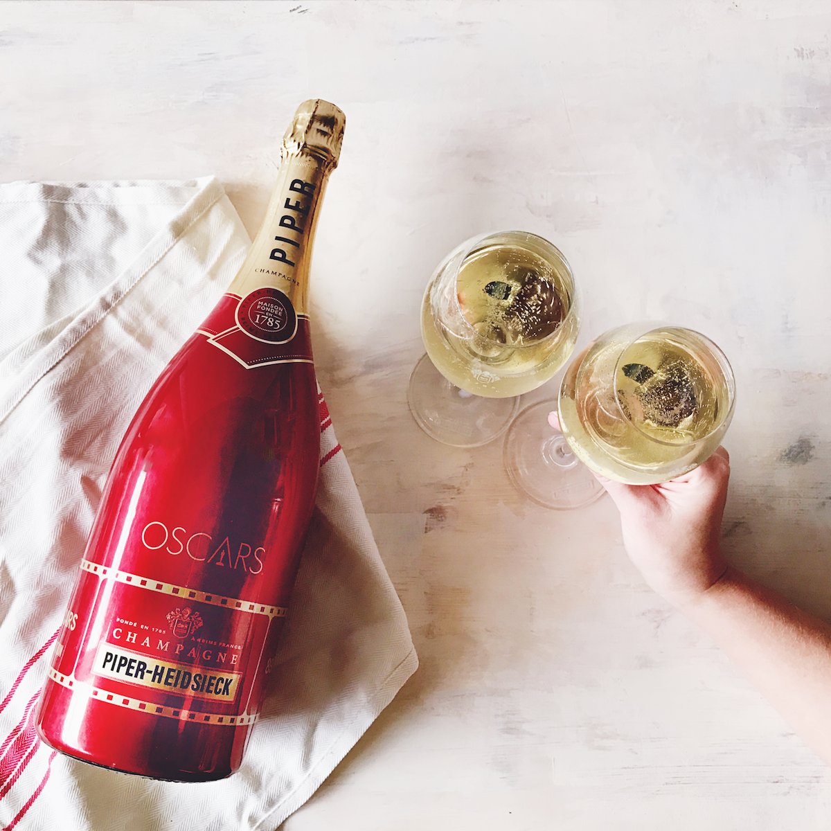 piperheidsieck's tweet photo. Let’s raise a glass to all the nominees and winners at the Oscars Foreign Language Film Reception!
#DashOfSeduction #PiperRed https://t.co/Rw0VV4zajW