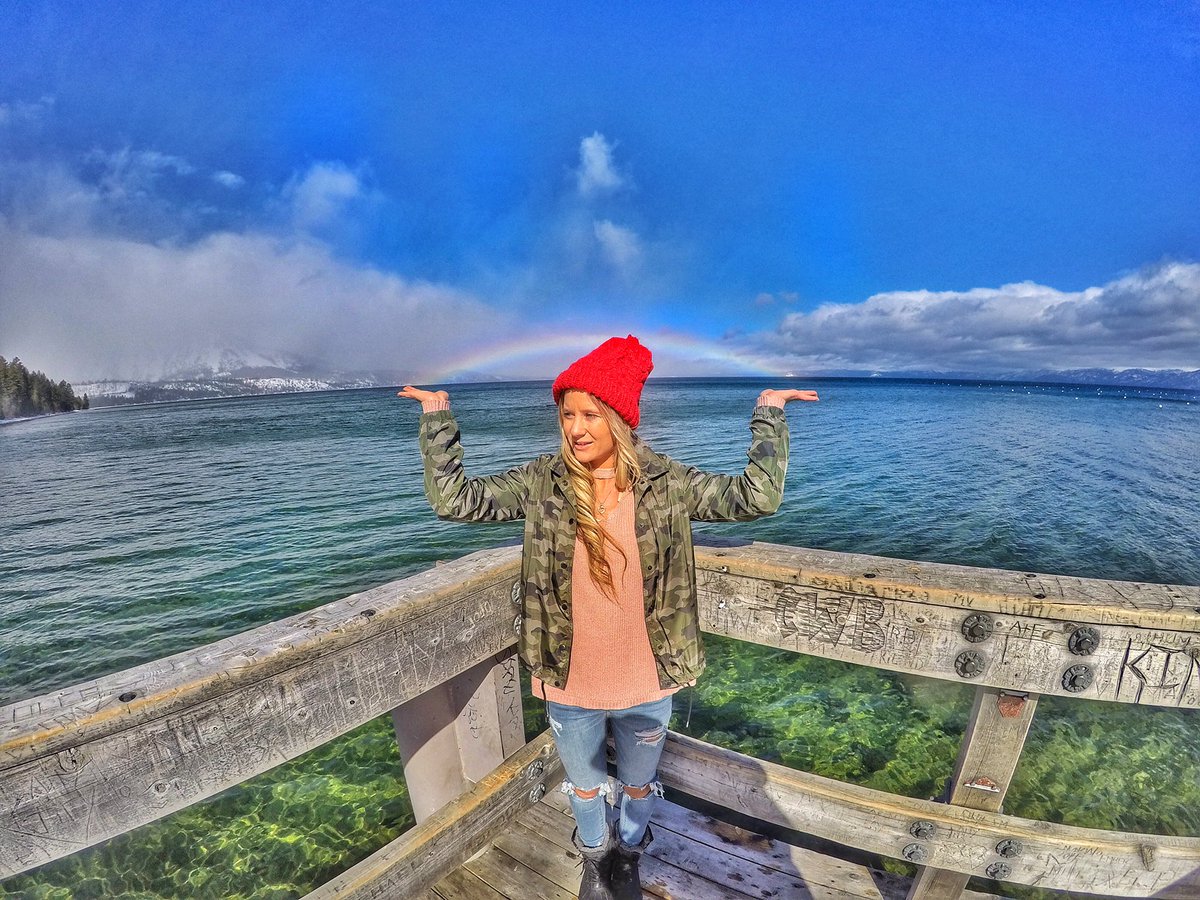 hannahteter's tweet photo. BTS collab with @AEO to show you what drove me to follow my dreams. Always follow YOUR dreams #WeAllCan #AEOPartner https://t.co/ikSlNM2lwv