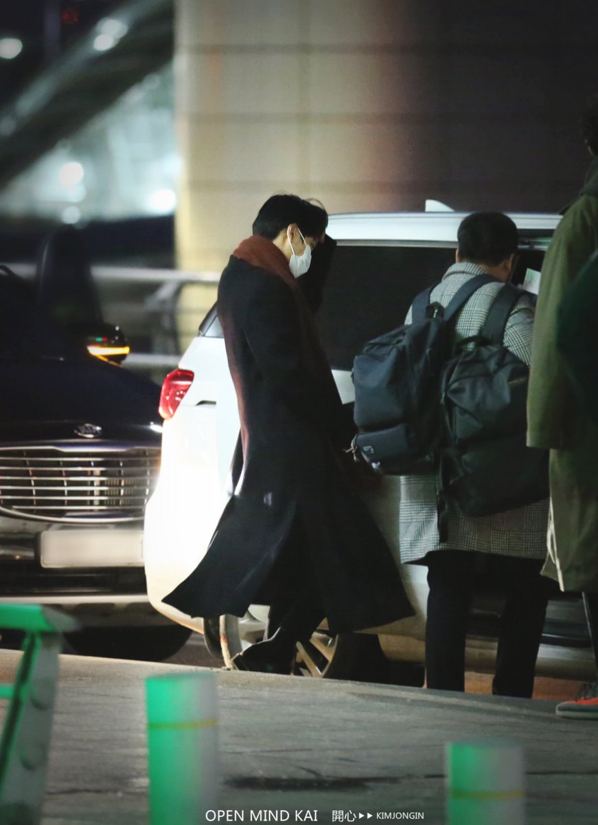 KaiiWorld's tweet photo. [HQ] 170224 ICN Airport ©openmindkai https://t.co/uMwryOHcXn