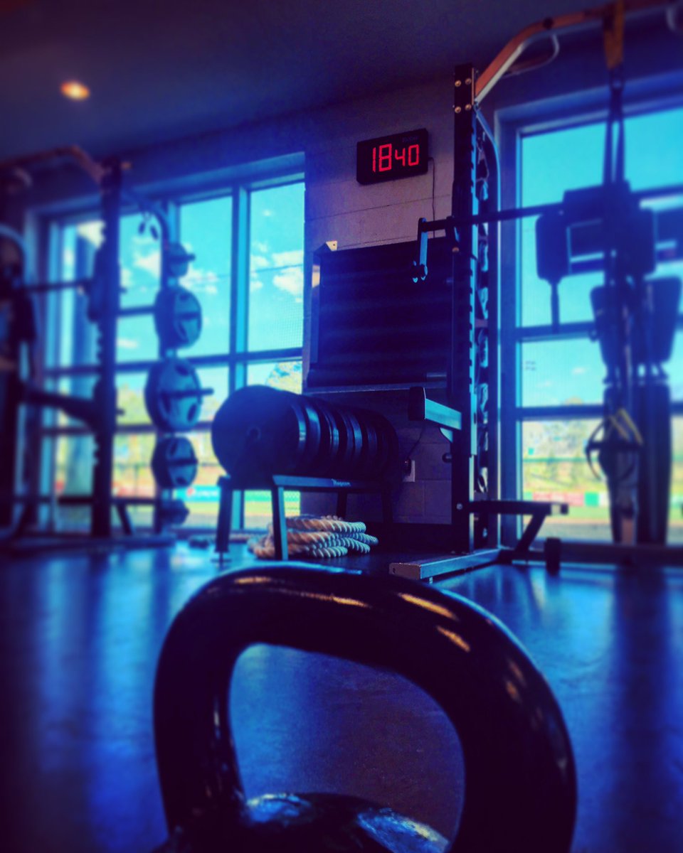 Last day of #DanJohn's #10000swingchallange.  #onedayatatime #kbswings #kb