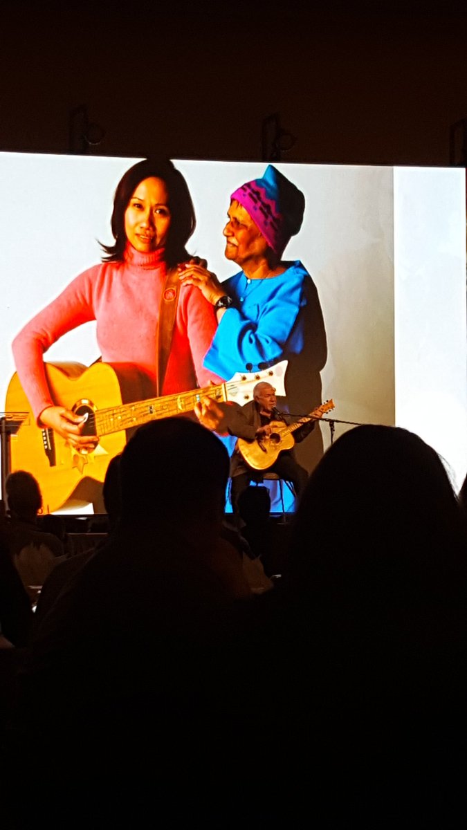 annmdoran's tweet photo. #sixstringnation being played @TIABC_CA #tiabc2017 conference. What a special moment. #bctourismmatters https://t.co/jJM0Oficof