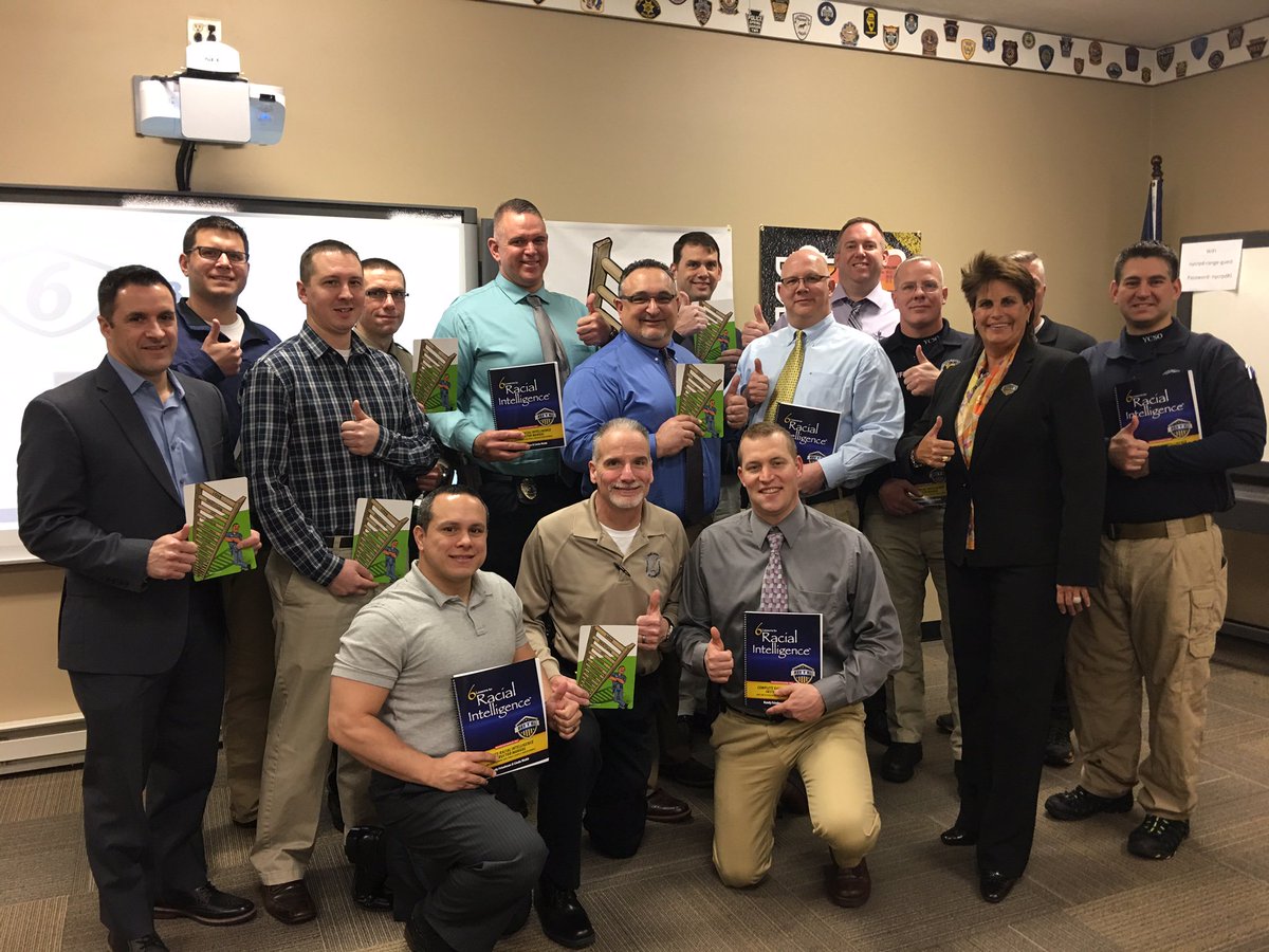 RiteAcademy's tweet photo. Congrats law enforcement trainers class #RacialIntelligence in Dover, PA @NYCRPD @York_Pa_Sheriff @PAStatePolice @yorkcounty_da https://t.co/aVxSGNJtkW